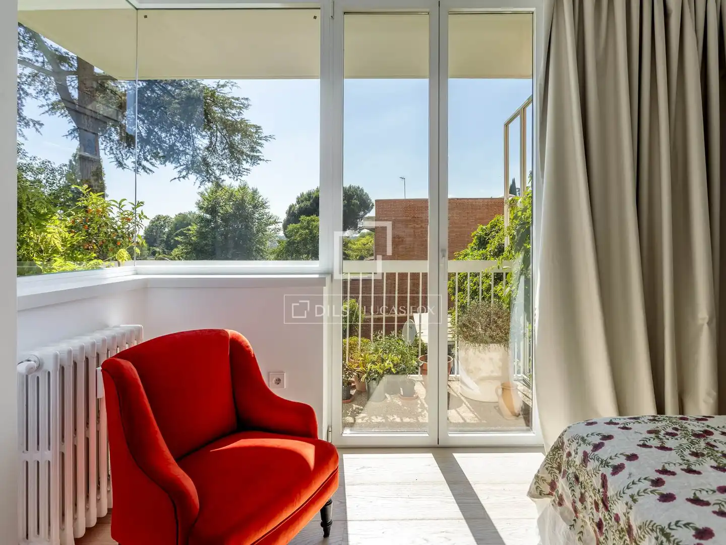 Balcony of Flat for rent in Madrid  with Air Conditioner, Heating and Private garden