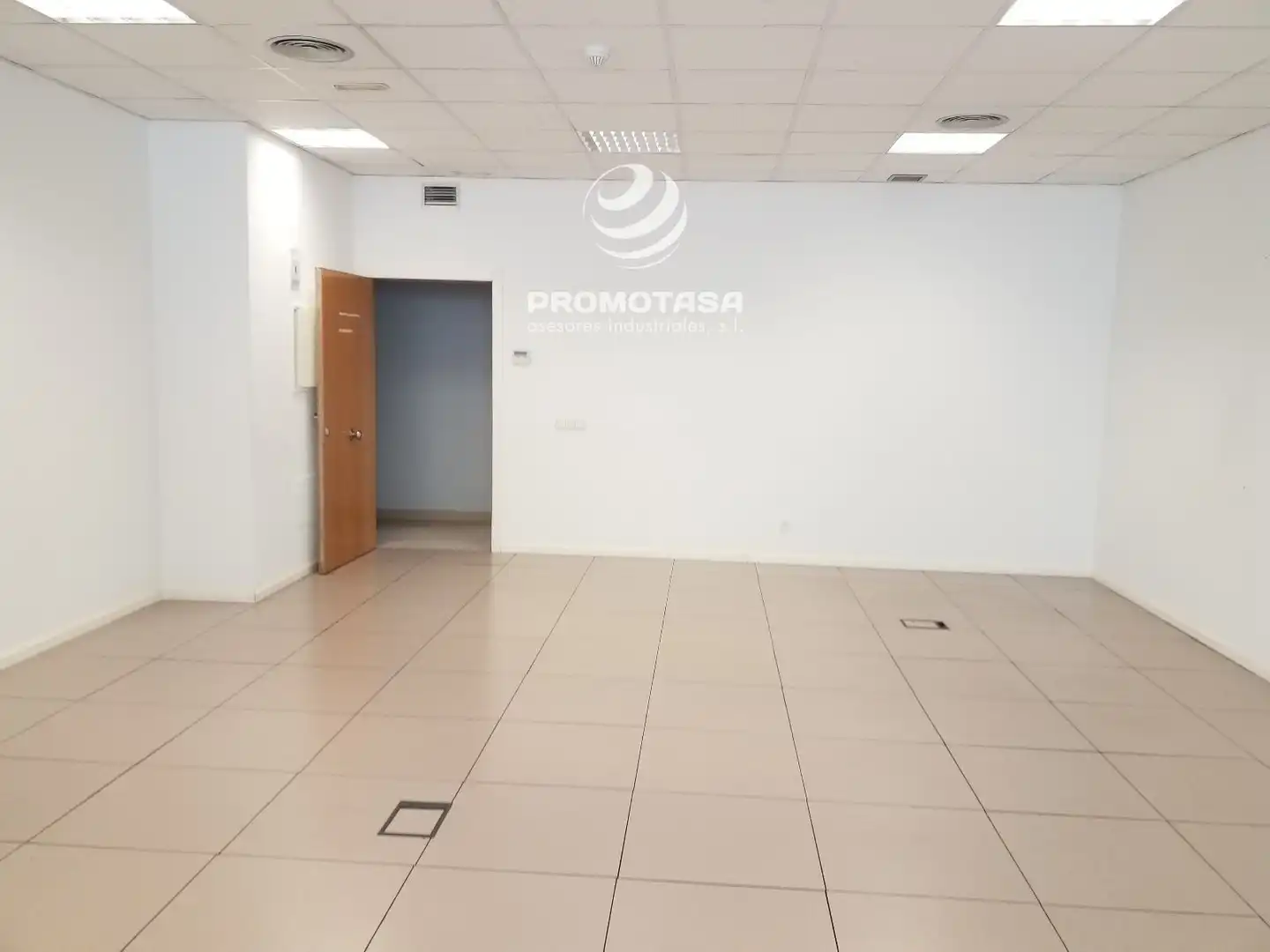 Büro zur Miete in Rivas-Vaciamadrid mit Klimaanlage, Heizung und Internet