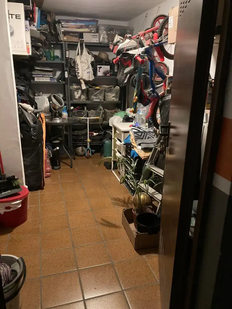 Wohnung zum Verkauf in Almuñécar mit Klimaanlage, Terrasse und Abstellraum