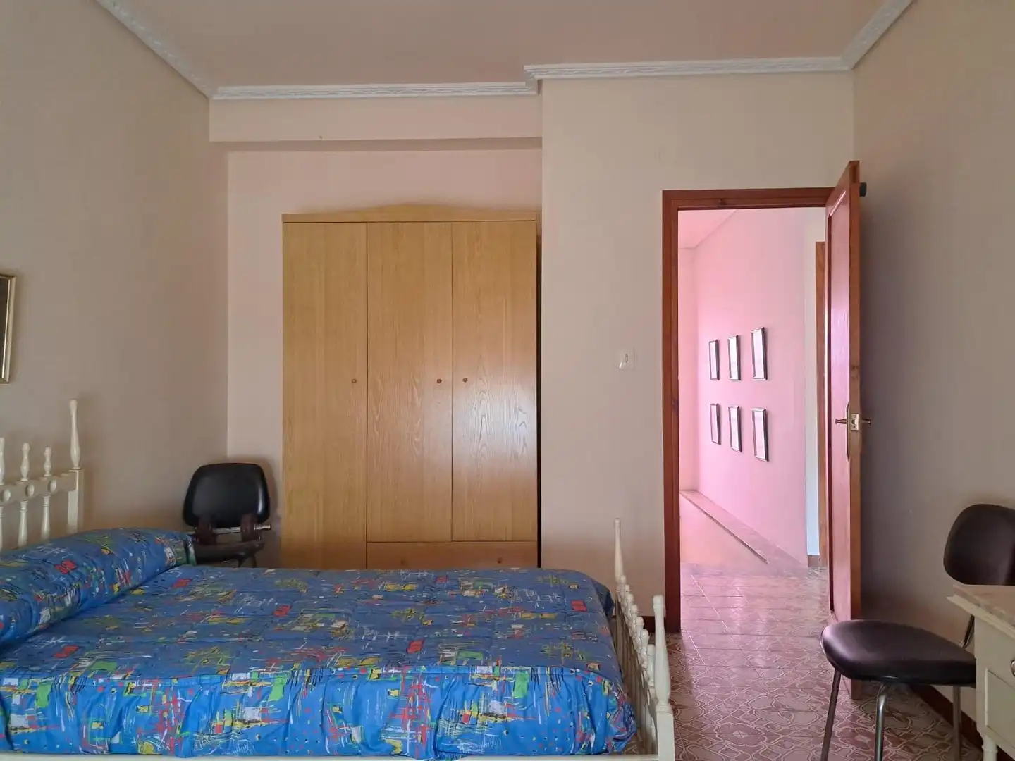 Dormitori de Casa o xalet en venda en Requena amb Terrassa i Balcó