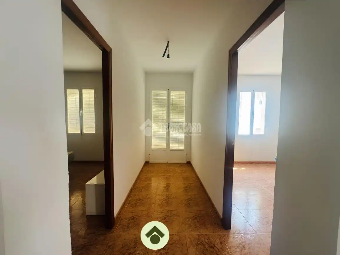Casa adosada en venda en Bujalance amb Aire condicionat, Parquet i Moblat