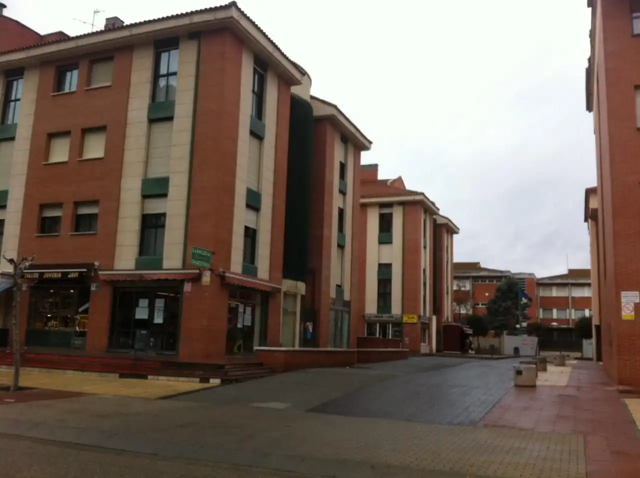 Individual en venta en Avenida Prado Boyal 16