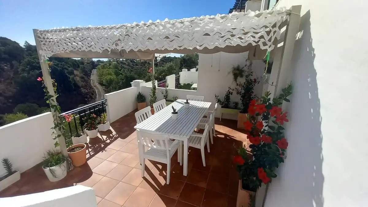 Flat with pool for sale in Marbella - Marbella,Urbanizacion los Altos de los Monteros, imagen 3