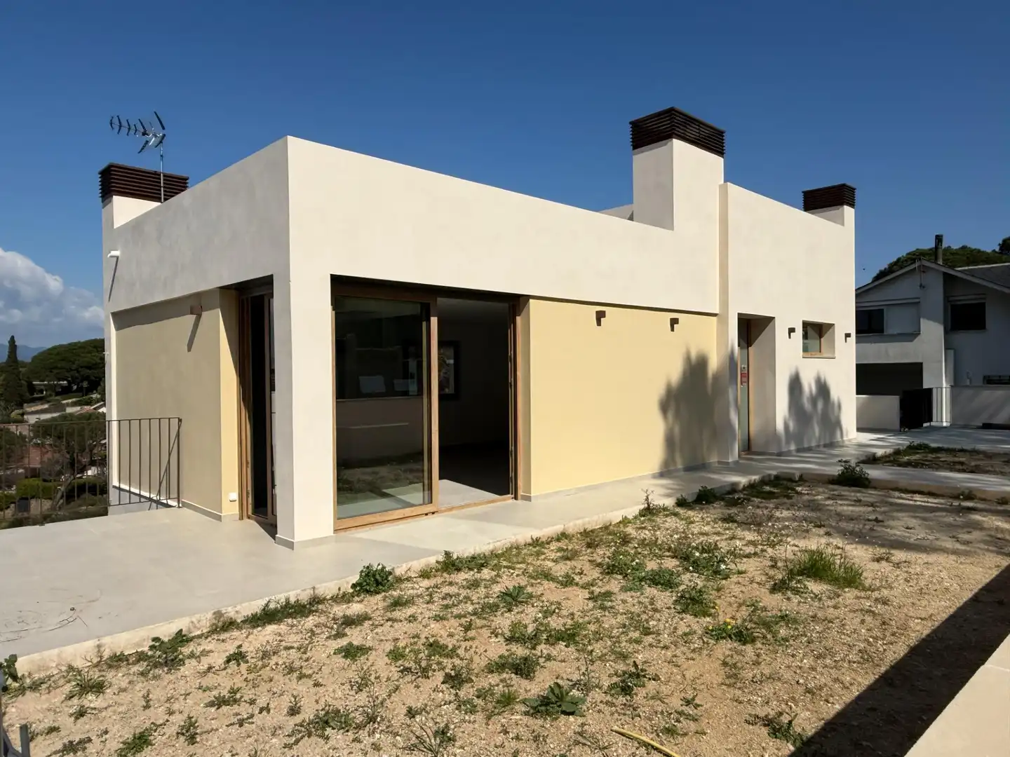 Exterior view of Houses for sale in La Roca del Vallès  with Heating and Private garden