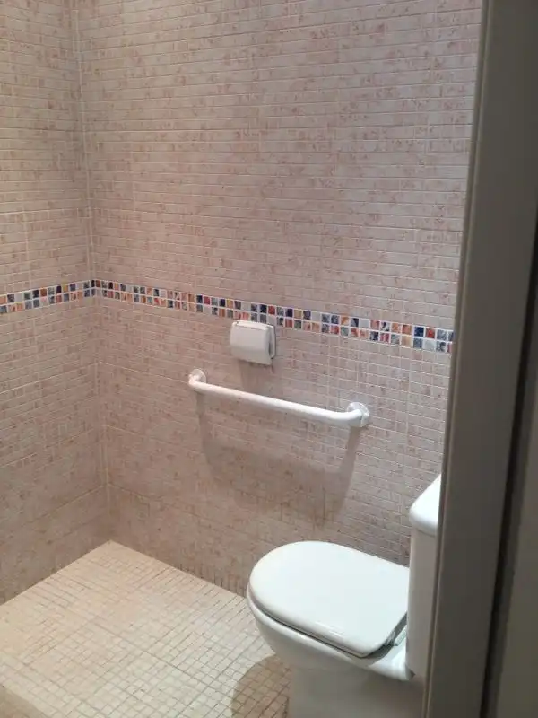 Business premises to rent in Calle de Calatrava, imagen 16