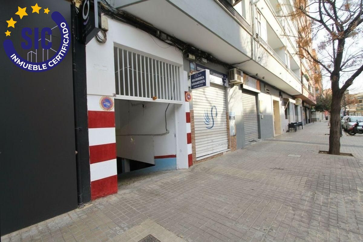 Vista exterior de Garaje en venta en  Valencia Capital