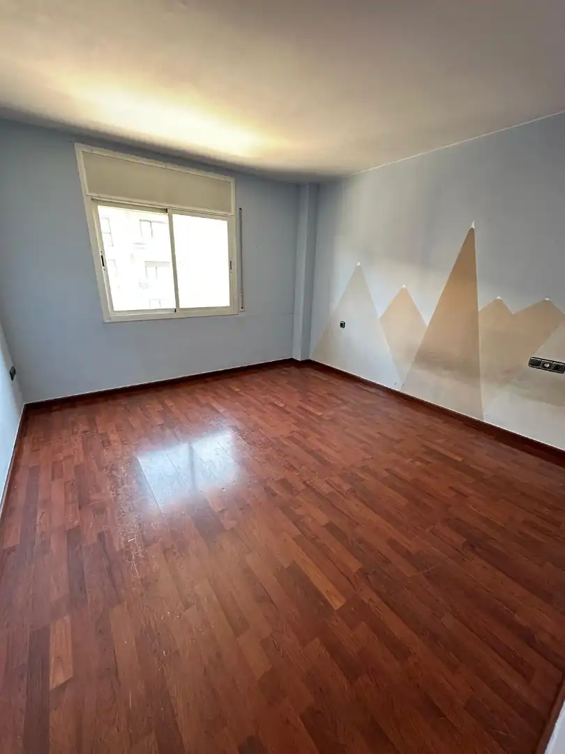 Schlafzimmer von Wohnung zum Verkauf in Manresa mit Heizung und Balkon