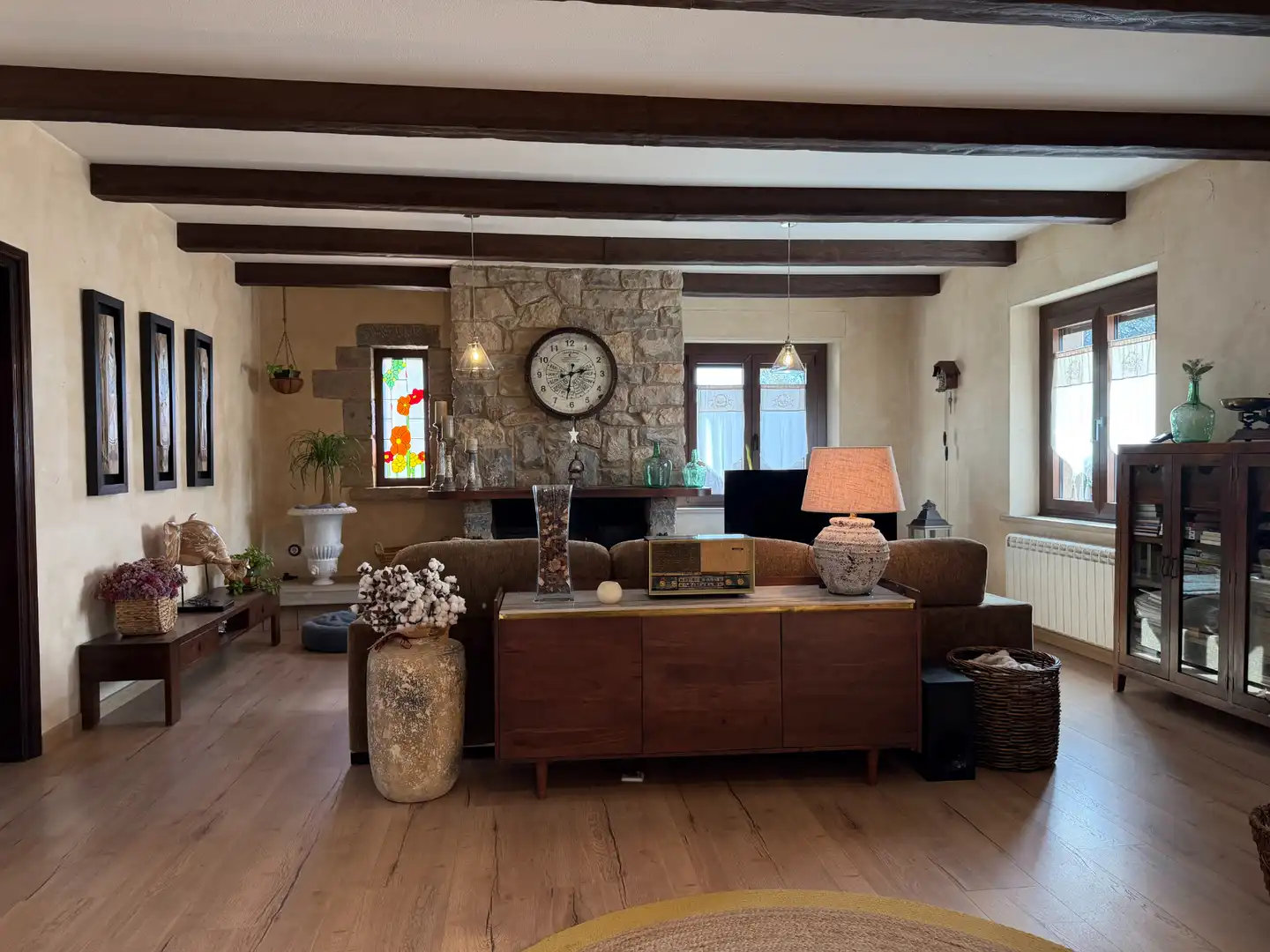 Sala de estar de Finca rústica en venta en Moià con Calefacción, Jardín privado y Parquet