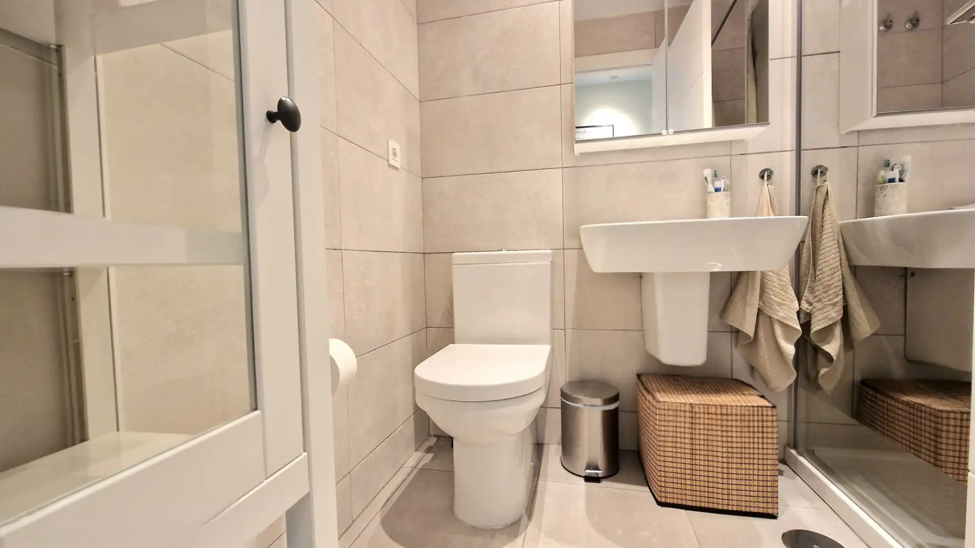 Badezimmer von Dachboden zum Verkauf in San Juan de Aznalfarache mit Klimaanlage, Abstellraum und Gemeinschaftspool
