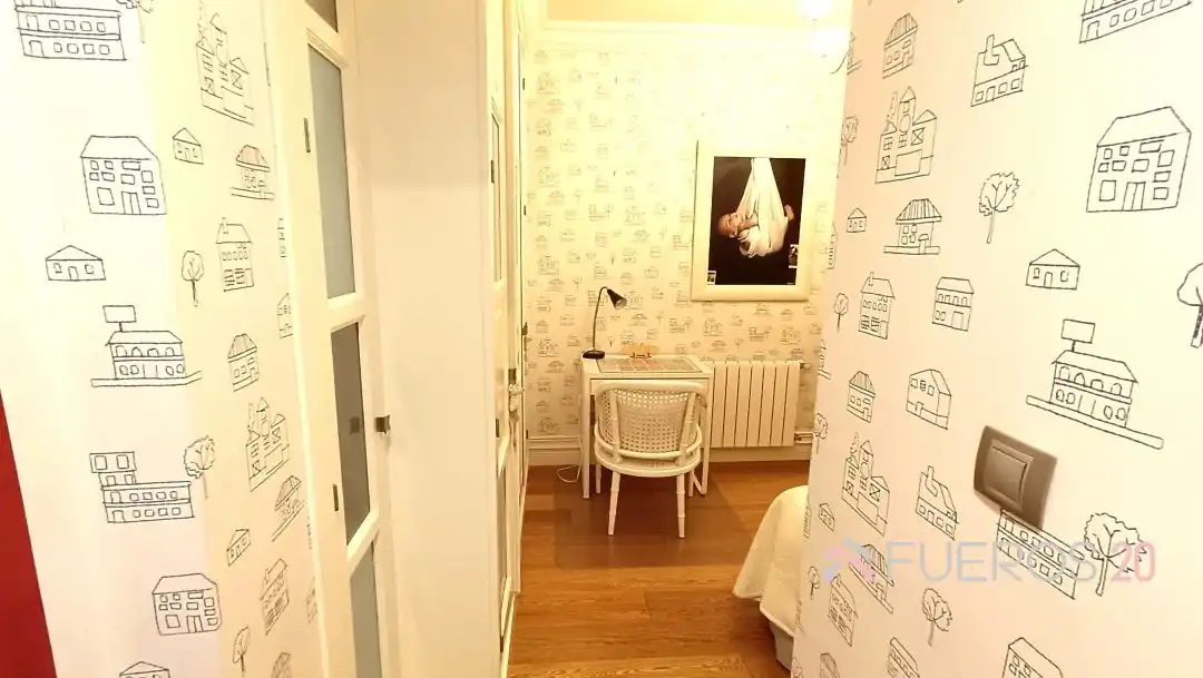 Habitación de Piso en venta en Barakaldo  con Calefacción, Terraza y Balcón