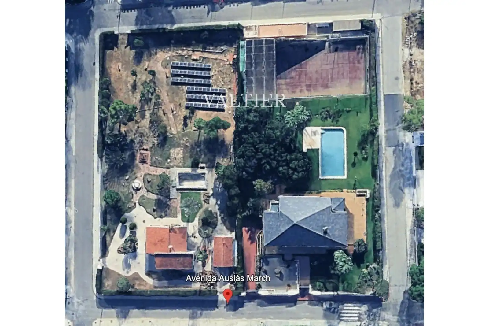 Houses for sale in L'Eliana  with Air Conditioner and Swimming Pool