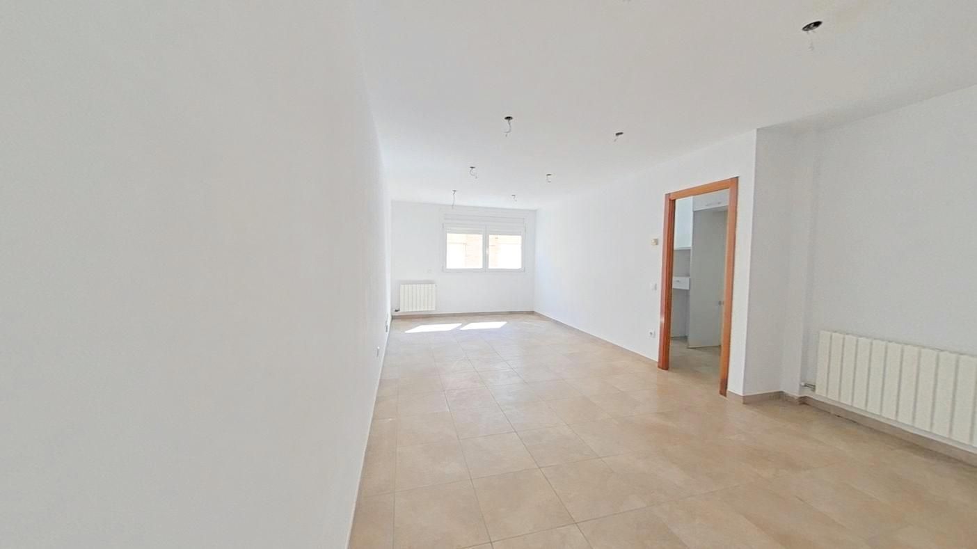 Piso en venta en Igualada con Terraza y Trastero