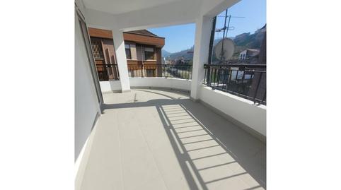 Foto 3 de Piso en venta en Avenida Oviedo, San Martín del Rey Aurelio, Asturias