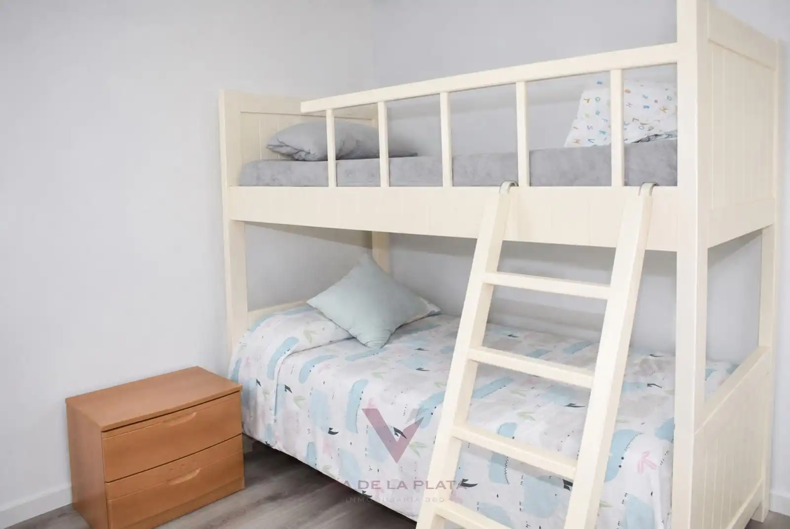 Bedroom of Flat for sale in Cabrerizos  with Heating, Furnished and Oven