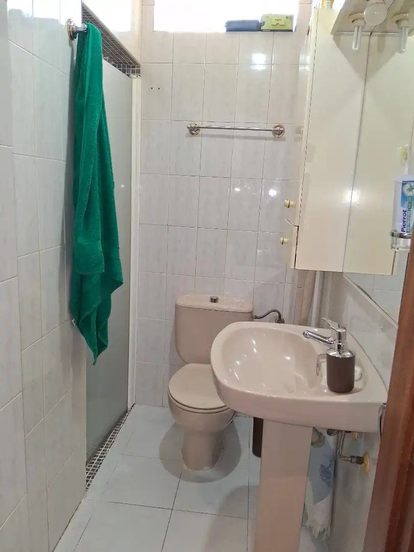 Bany de Pis en venda en Jaén amb Moblat
