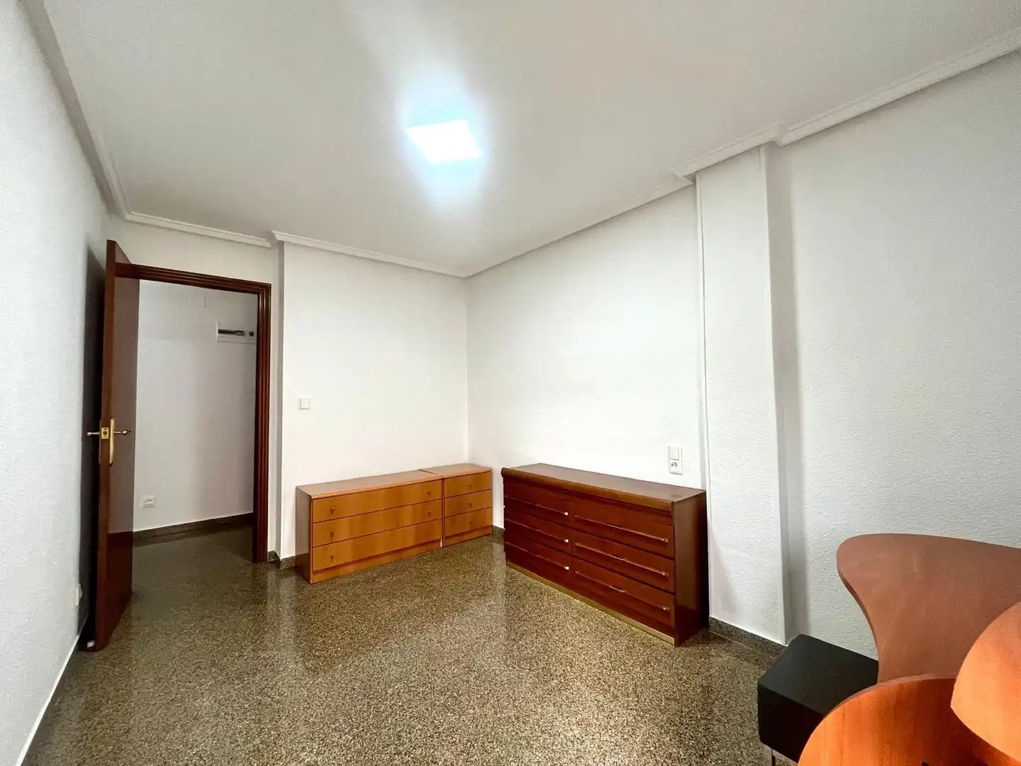 Piso de alquiler en Avenida de Ausiàs March, San Crispín