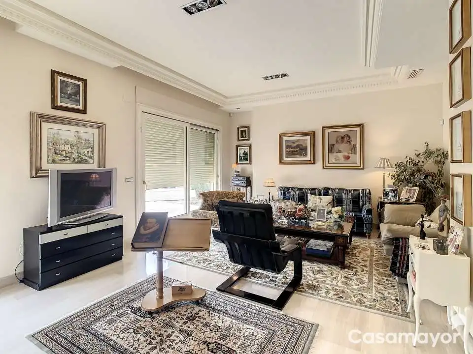 Sala de estar de Casa o chalet en venta en Mutxamel con Aire acondicionado, Calefacción y Jardín privado