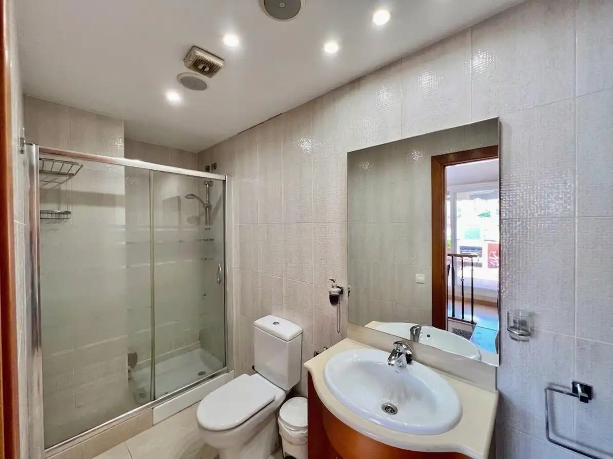 Baño de Piso en venta en Sabadell