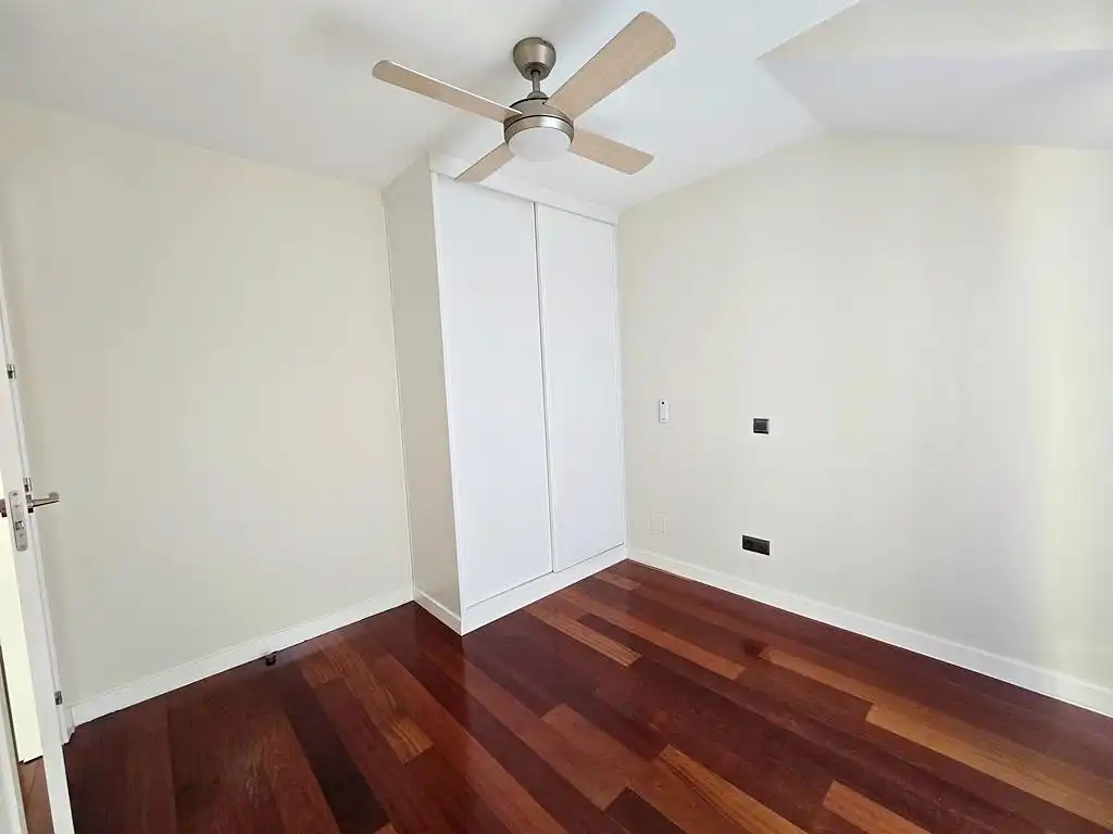 Dormitori de Dúplex de lloguer en Leganés amb Aire condicionat, Calefacció i Parquet