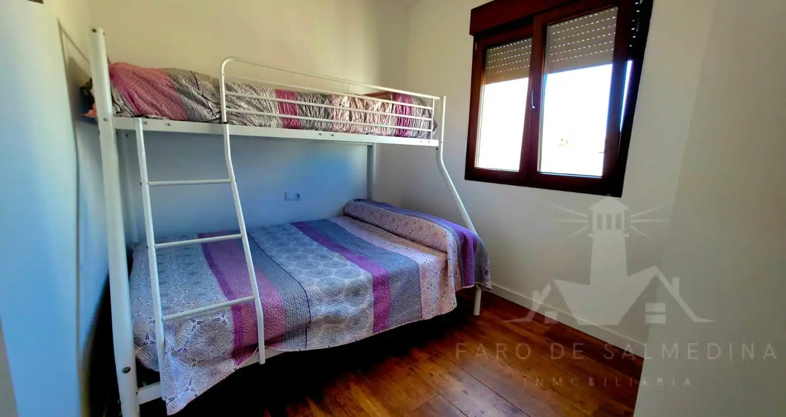 Dormitori de Casa o xalet en venda en Chipiona amb Aire condicionat i Moblat