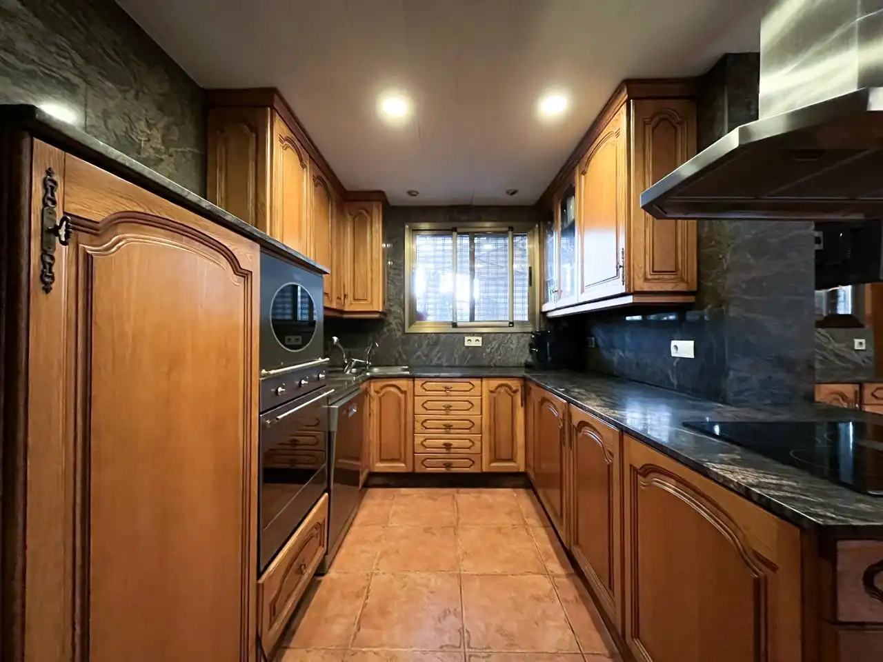 Kitchen of Houses for sale in Montcada i Reixac  with Air Conditioner, Heating and Private garden