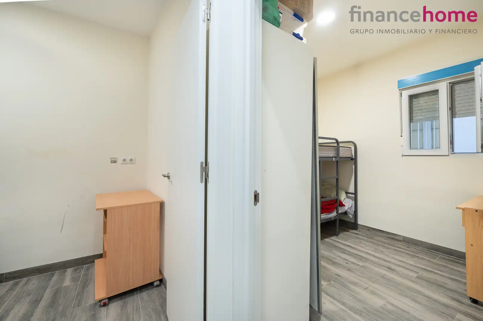 Piso en venta en Madrid con Calefacción y Amueblado