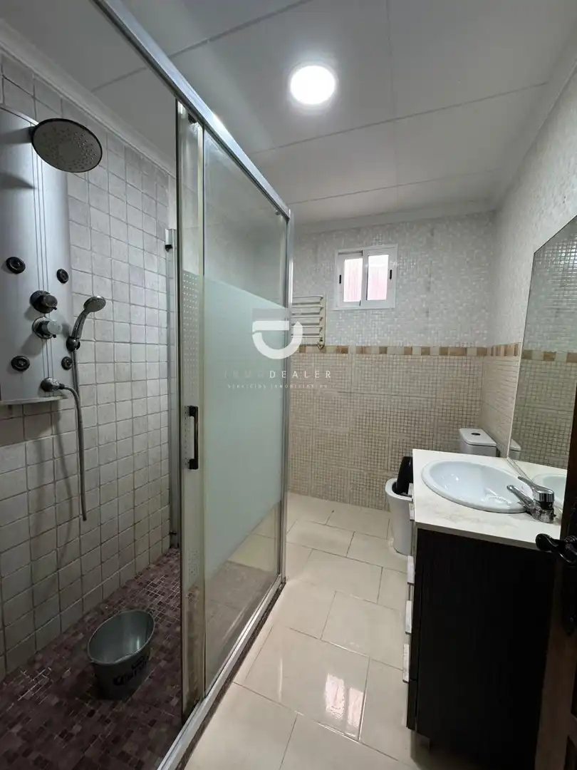 Bany de Casa o xalet en venda en Sueca amb Jardí privat i Terrassa