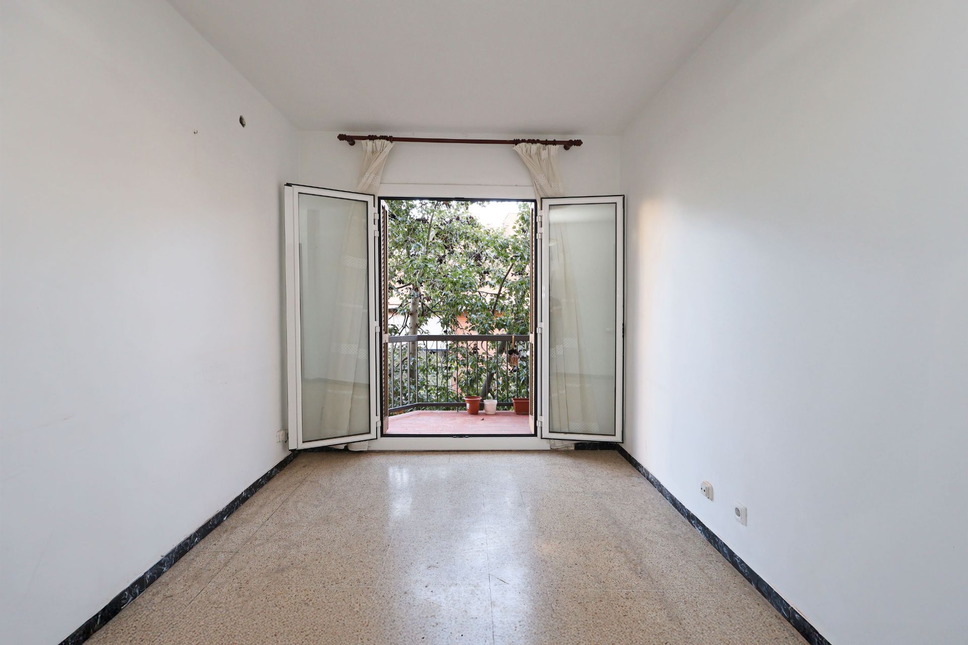 Terraza de Piso en venta en  Barcelona Capital con Horno y Balcón