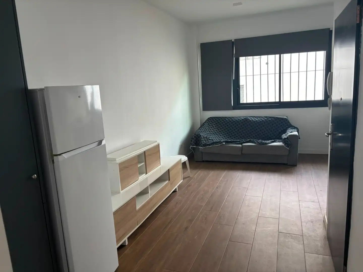 Sala d'estar de Planta baixa de lloguer en Pineda de Mar amb Aire condicionat, Moblat i Rentadora