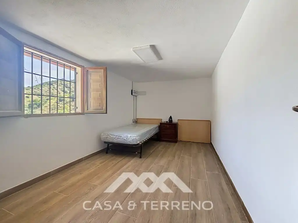 Houses for sale in Totalán