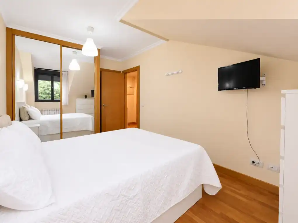 Bedroom of Attic for sale in Llanes  with Heating and Furnished