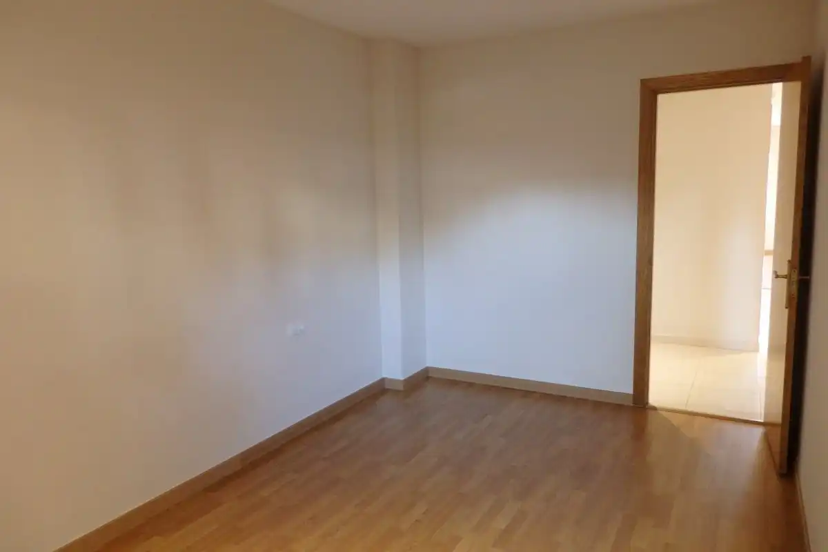Habitación de Piso en venta en Igualada con Calefacción, Terraza y Balcón