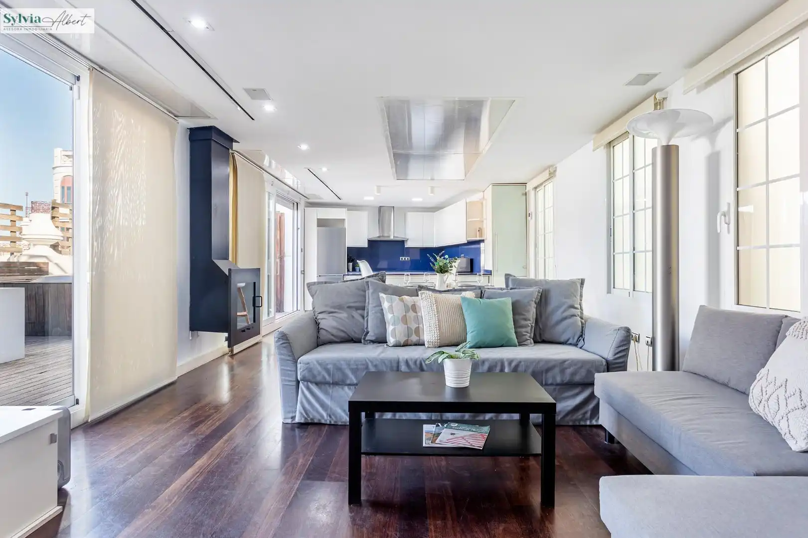 Sala de estar de Ático de alquiler en Valencia con Aire acondicionado, Parquet y Terraza