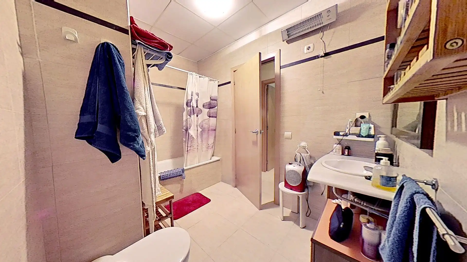 Baño de Piso en venta en Montblanc con Aire acondicionado, Calefacción y Terraza