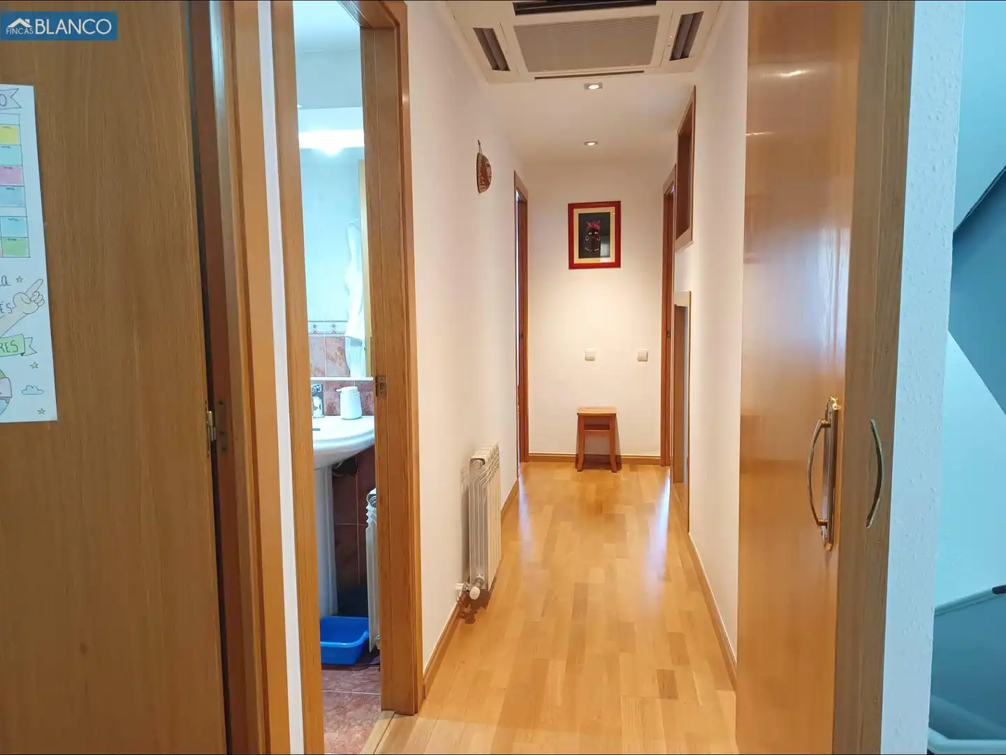 Houses for sale in L'Hospitalet de Llobregat  with Air Conditioner, Heating and Terrace