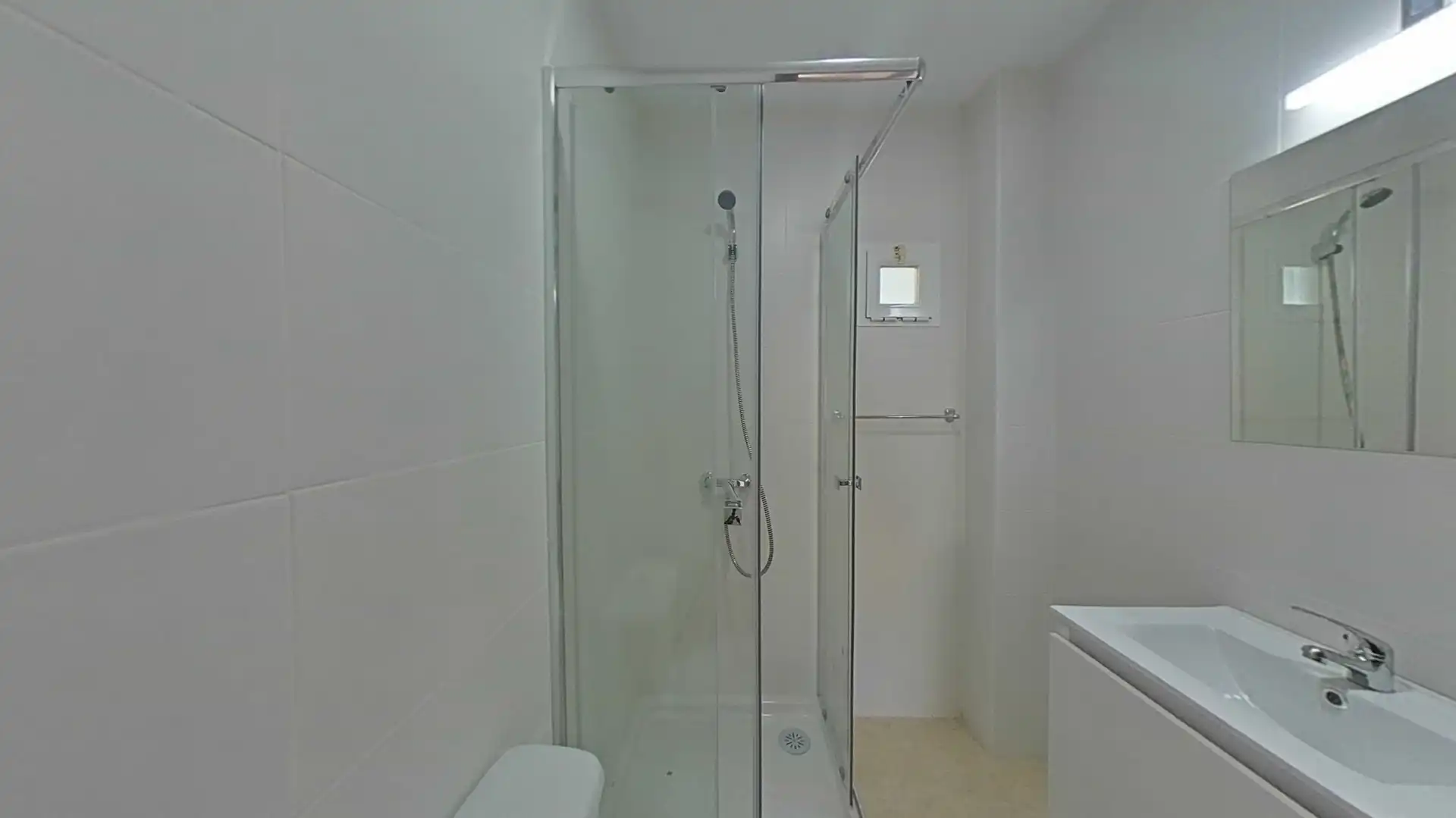 Baño de Piso en venta en Fuenlabrada