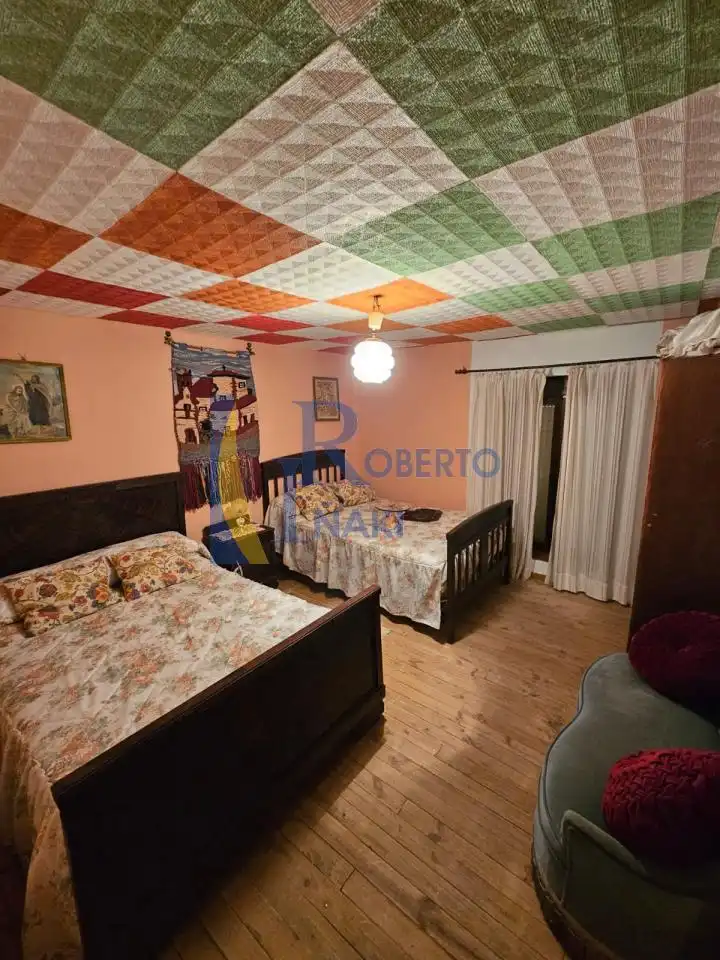 Dormitori de Casa o xalet en venda en Valdemora amb Jardí privat