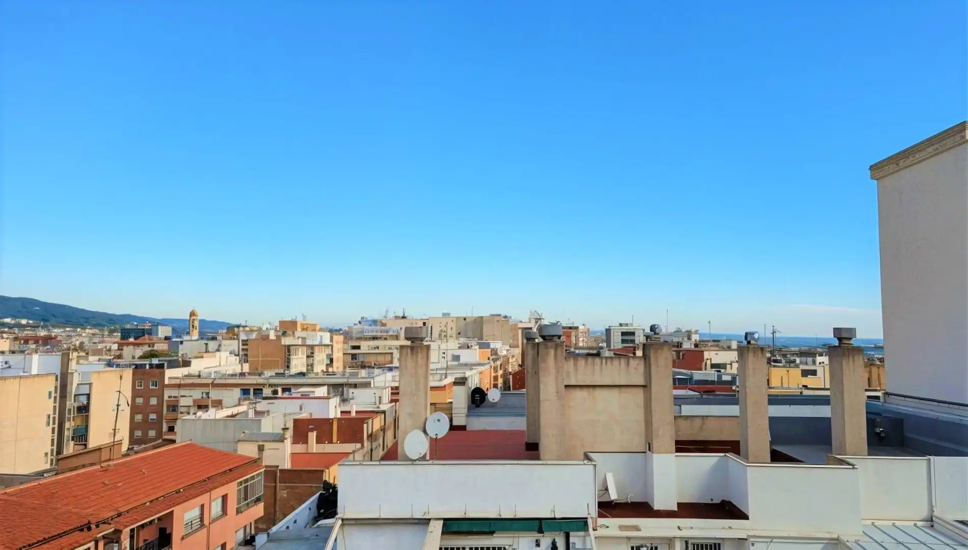 Vista exterior de Piso en venta en Reus con Calefacción y Balcón