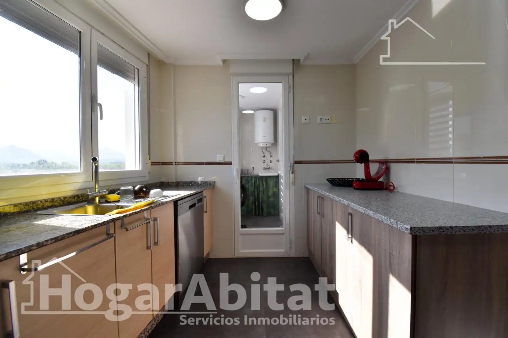 Cocina de Casa adosada en venta en Guardamar de la Safor con Terraza, Trastero y Balcón