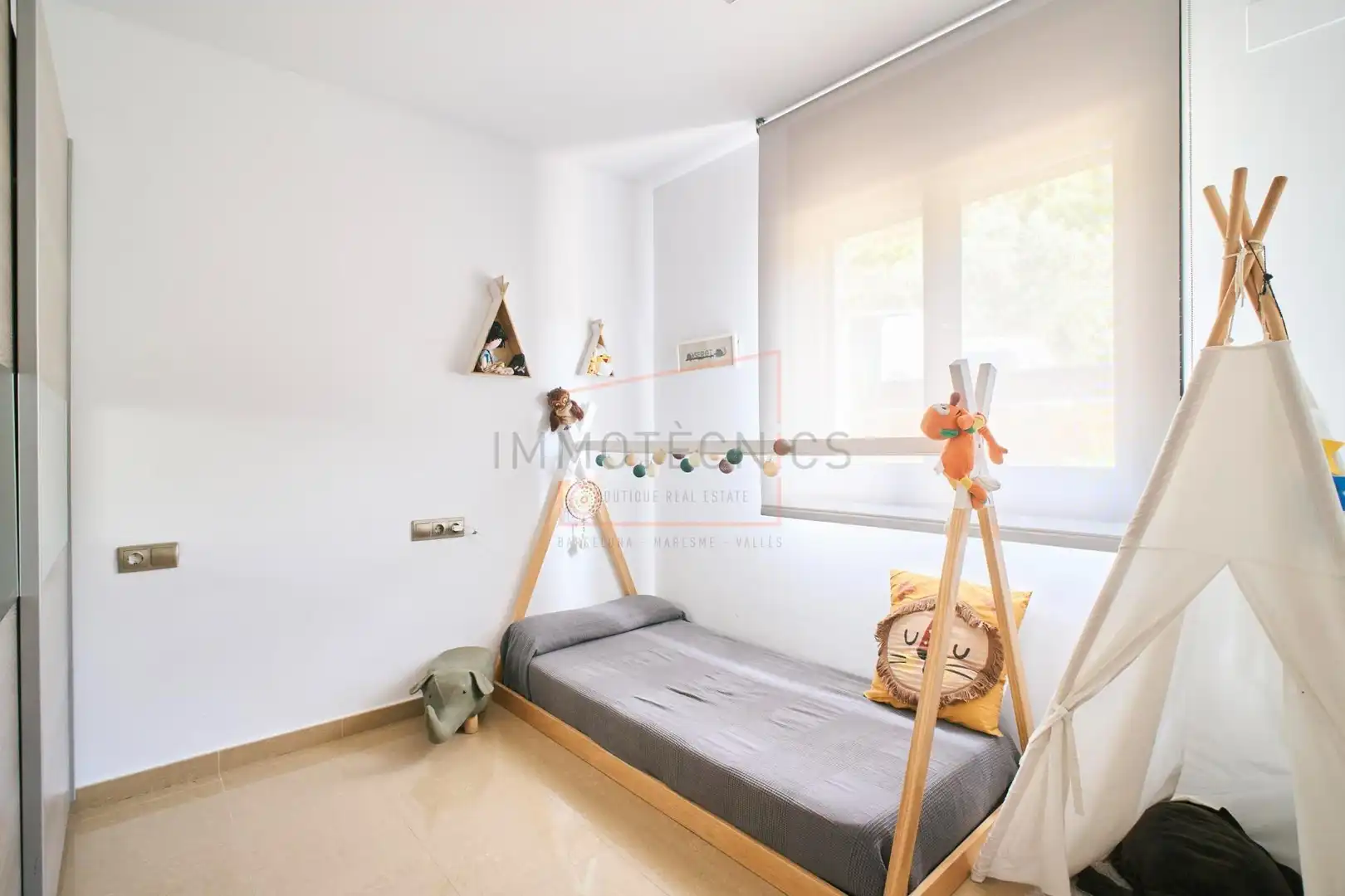 Dormitori de Casa o xalet en venda en Vilanova del Vallès amb Jardí privat, Terrassa i Piscina