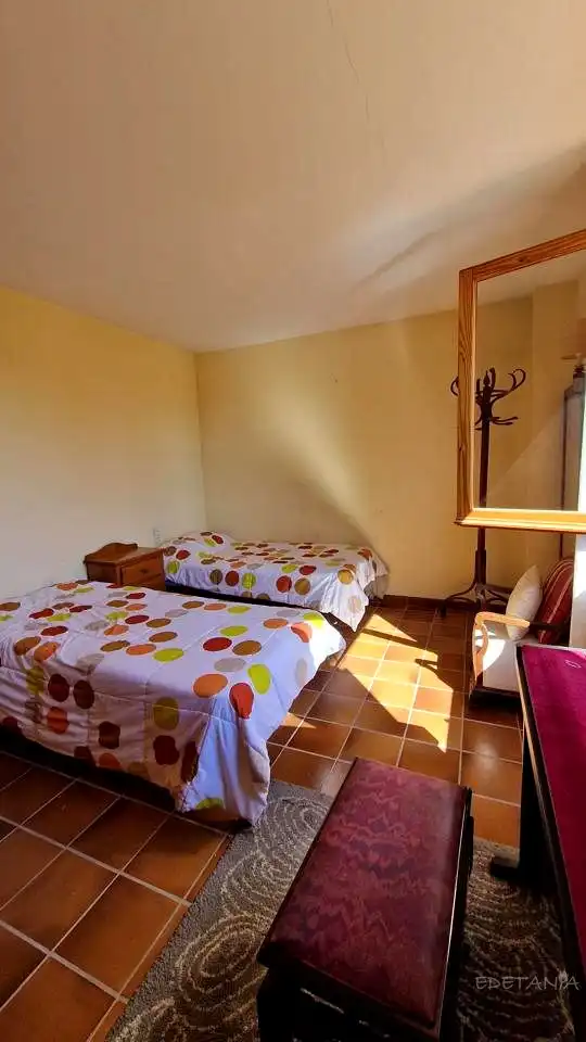 Dormitori de Casa o xalet de lloguer en Náquera