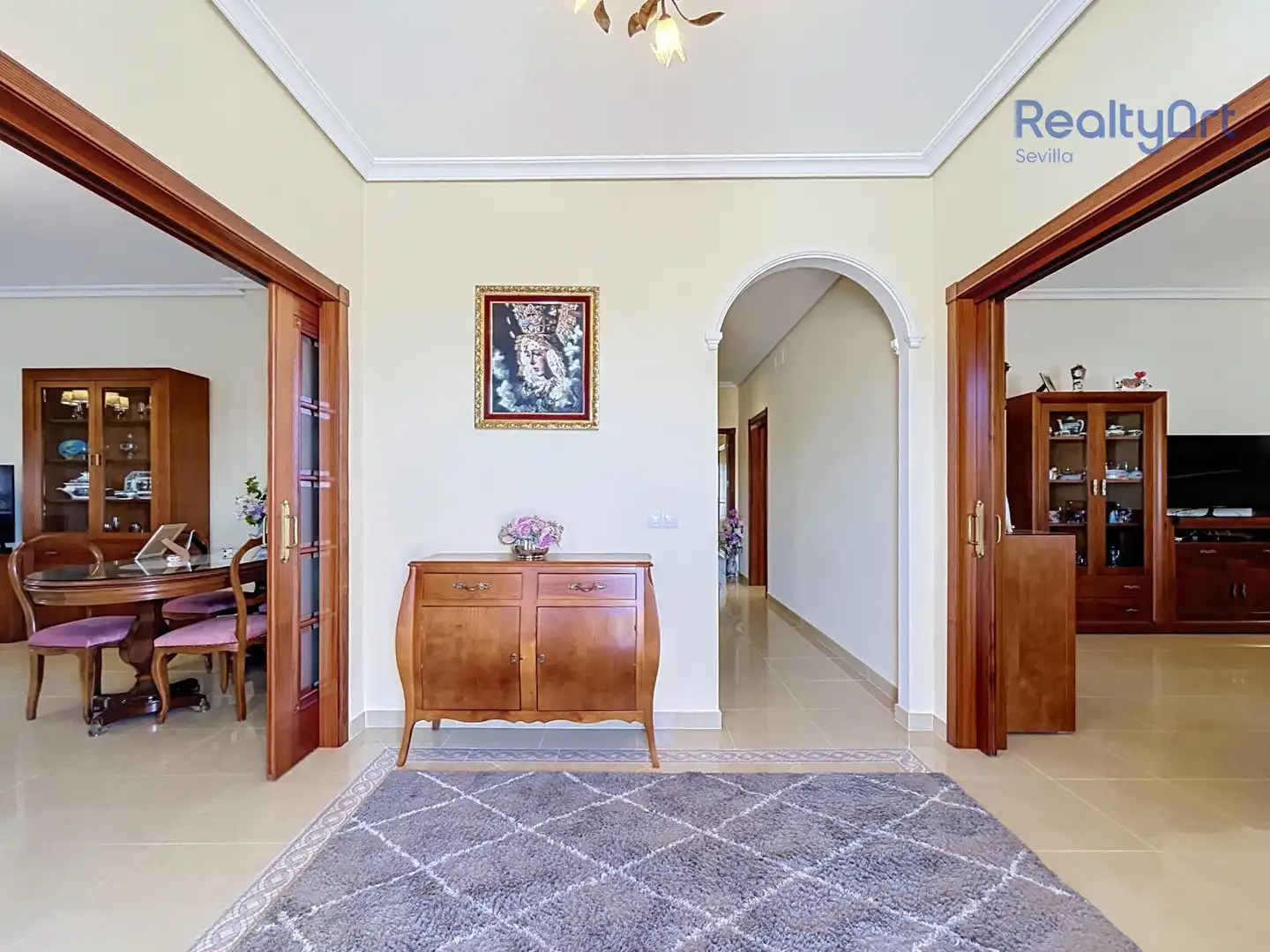 Houses for sale in Tomares  with Air Conditioner, Heating and Private garden