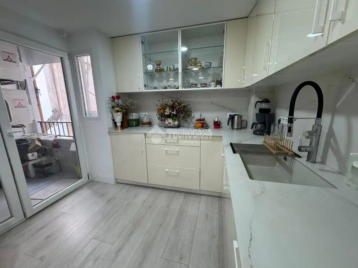 Cocina de Piso en venta en Valencia con Aire acondicionado, Parquet y Balcón
