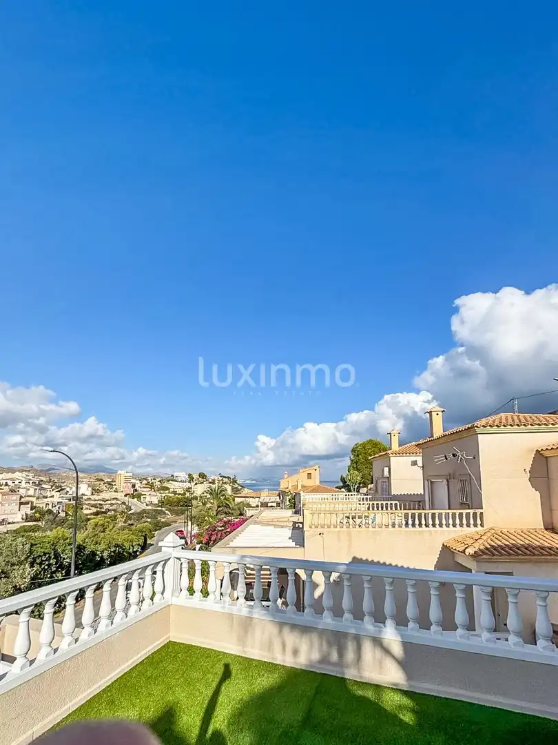 Villa mit Terrasse zum Verkauf in Pueblo Acantilado - Lanuza, imagen 6