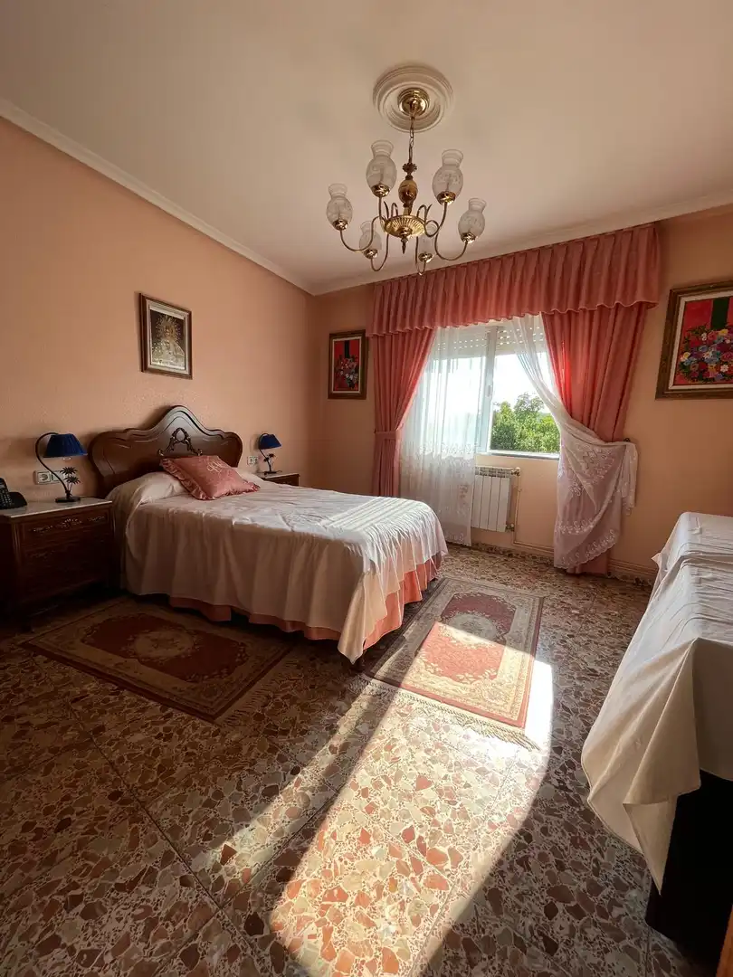 Dormitori de Casa o xalet en venda en Manganeses de la Polvorosa amb Moblat