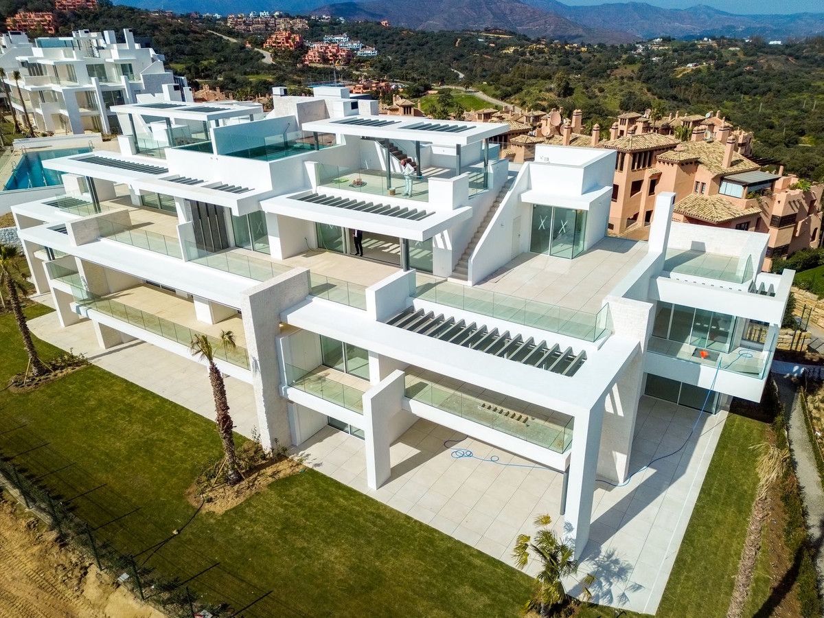 Außenansicht von Maisonette zum Verkauf in Ojén mit Terrasse, Abstellraum und Schwimmbad