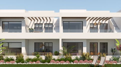 Foto 4 de Piso en venta en C. Claudio Tolomeo, 2, La Veleta, Torrevieja