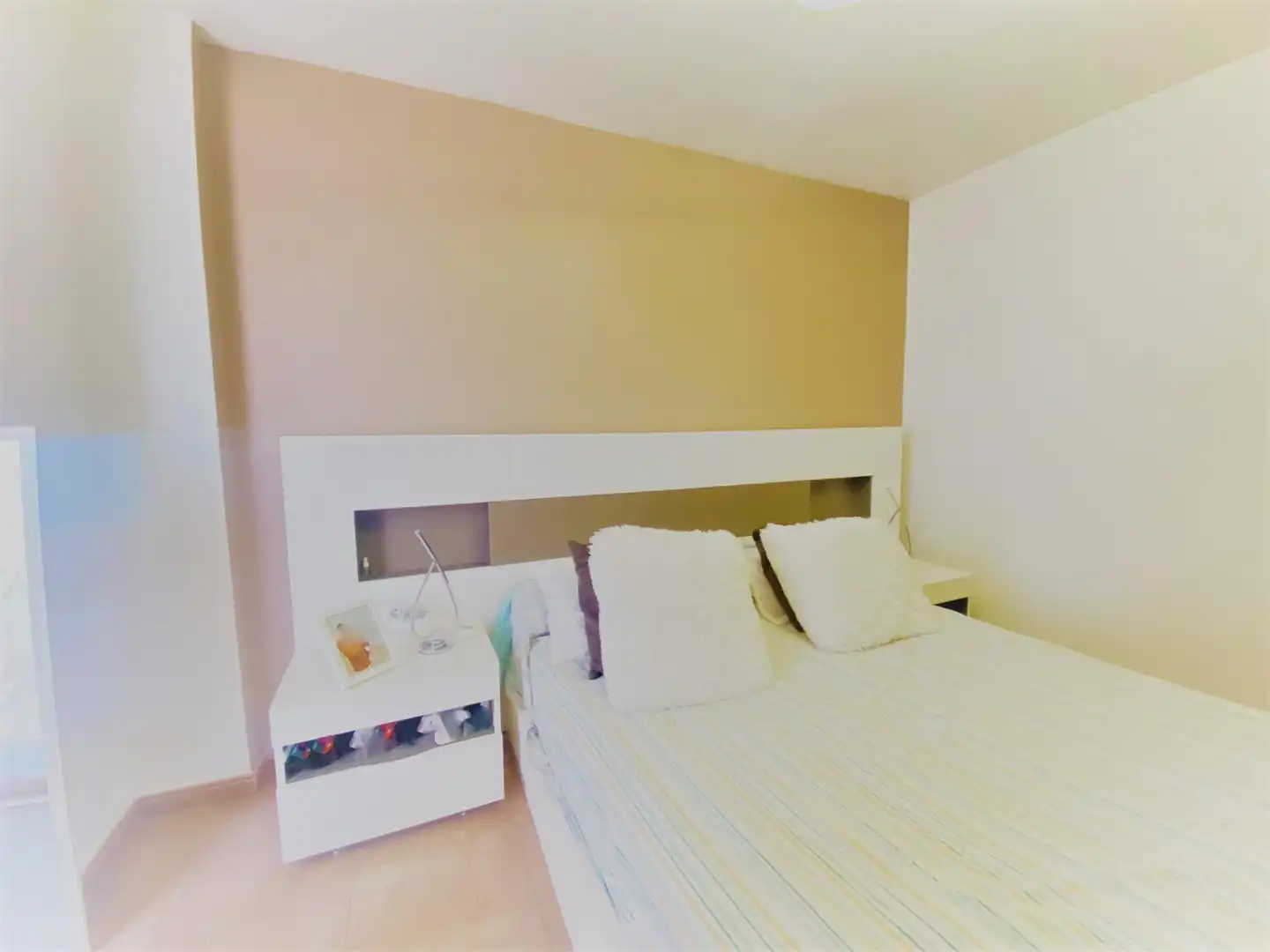 Schlafzimmer von Dachboden zum Verkauf in Lorca mit Klimaanlage, Heizung und Terrasse