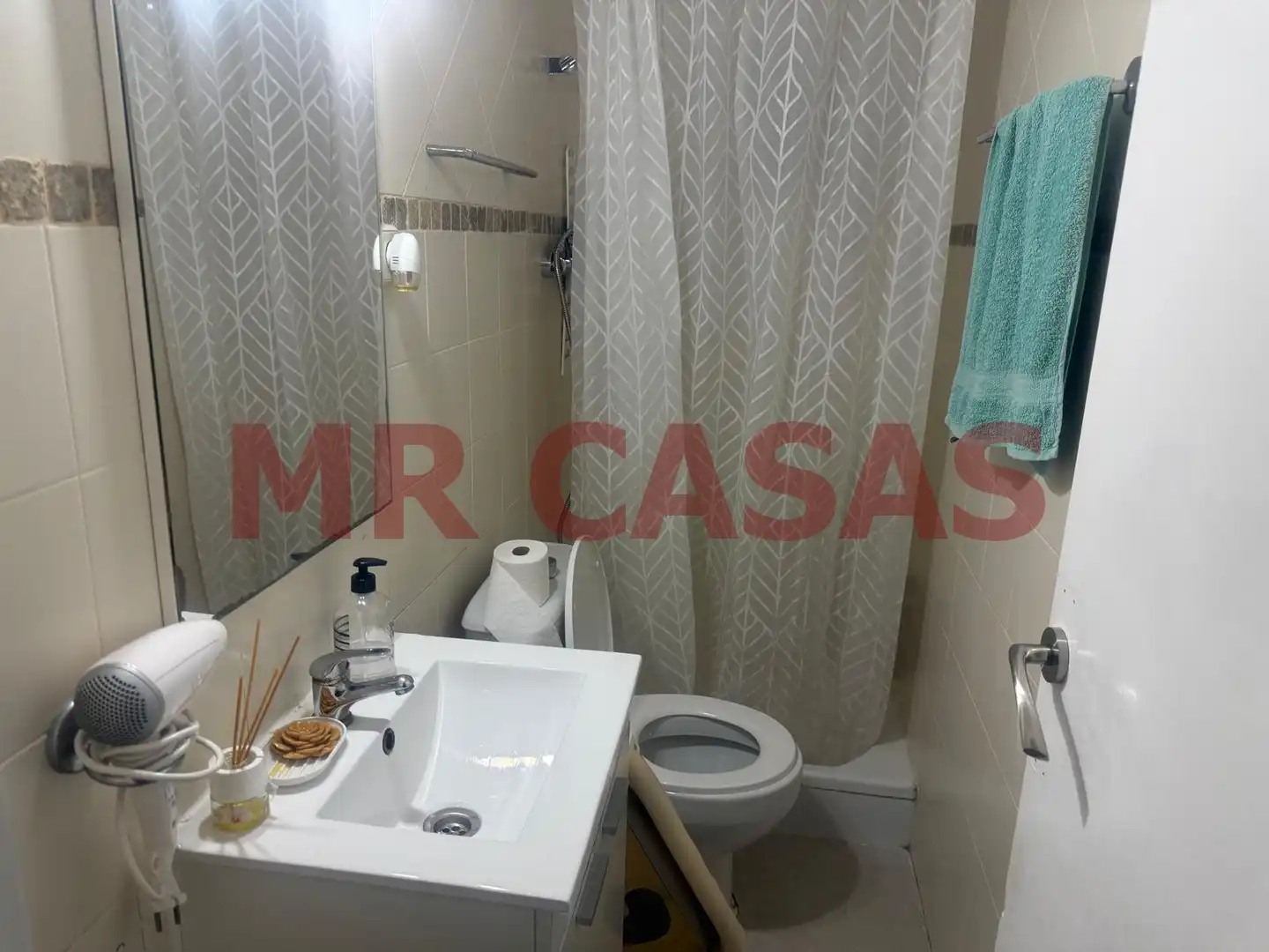 Baño de Piso en venta en Rubí con Aire acondicionado, Amueblado y Balcón