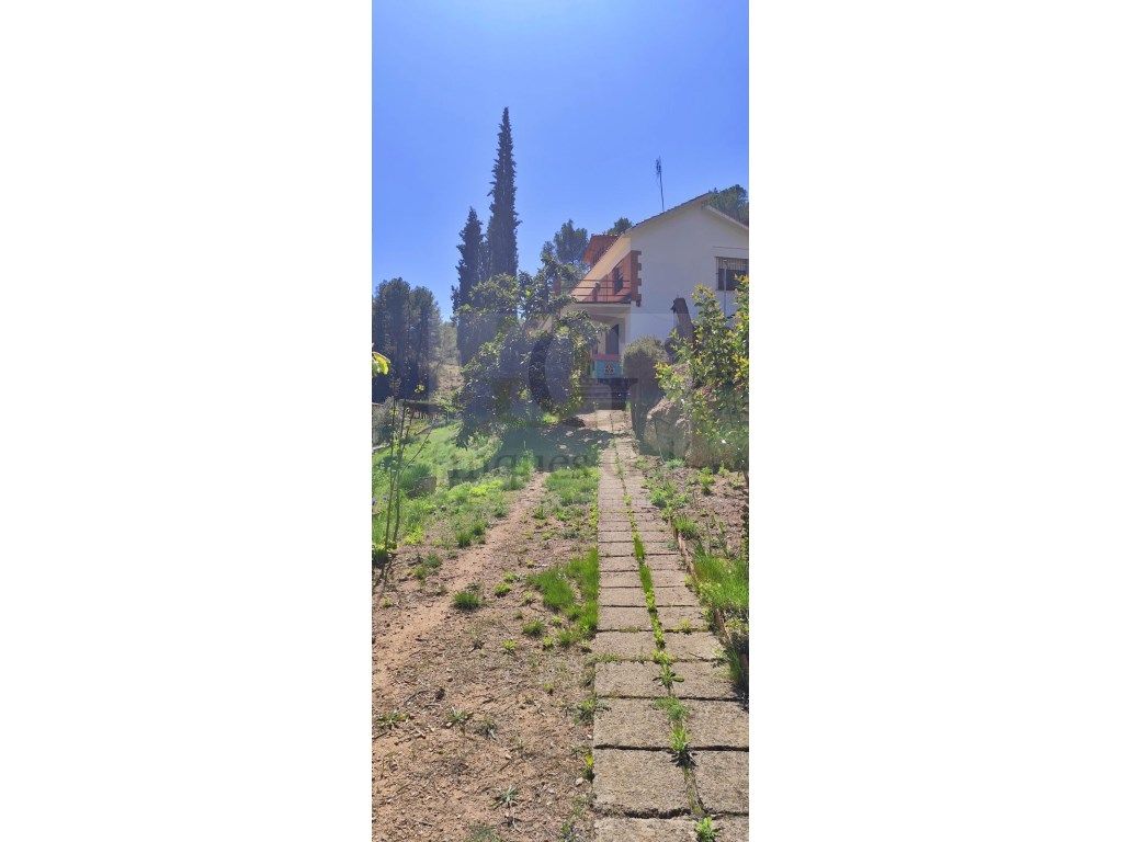 Jardí de Casa o xalet en venda en Castellfollit del Boix amb Terrassa
